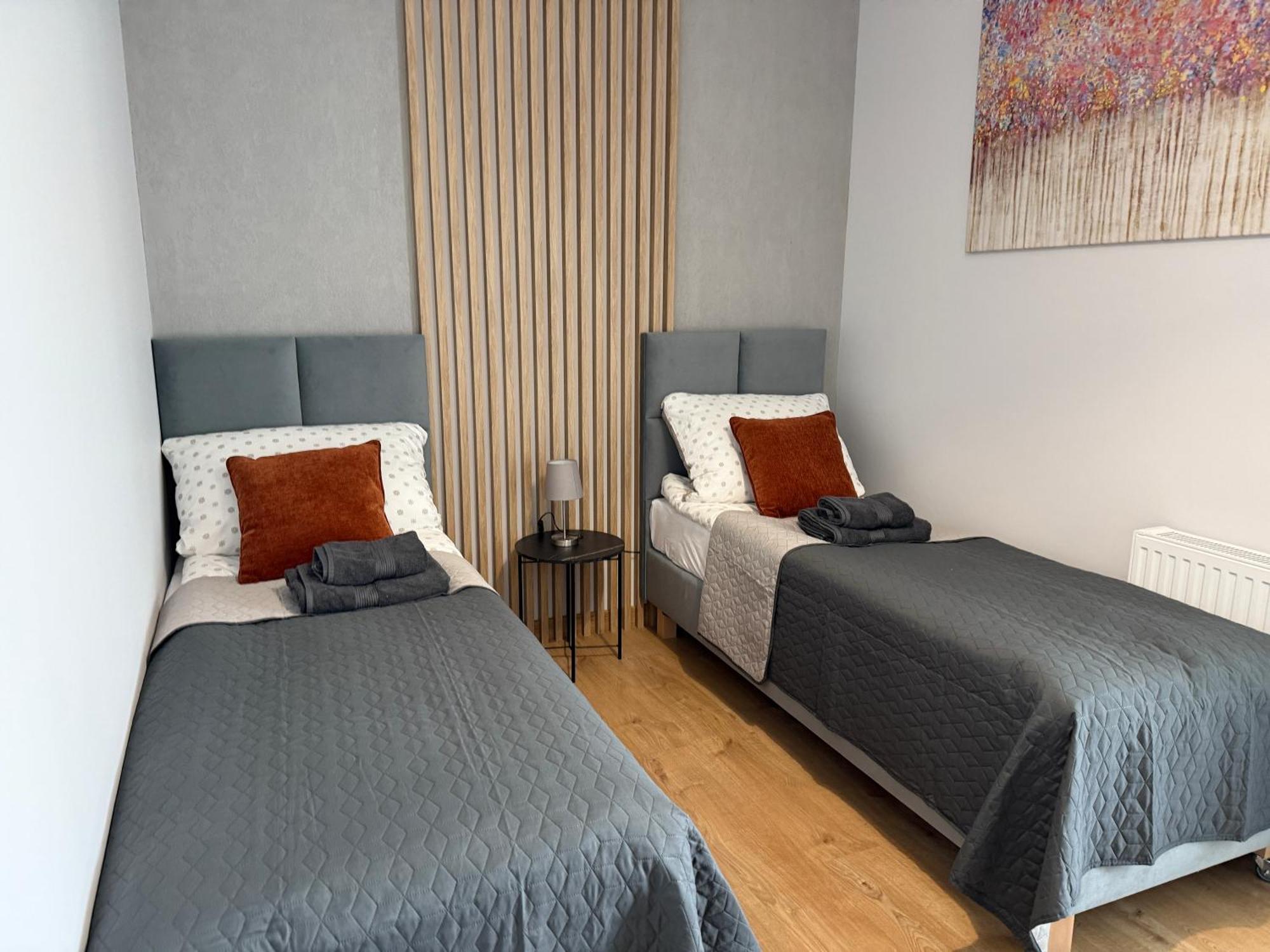 Апартаменти Pb Easystay