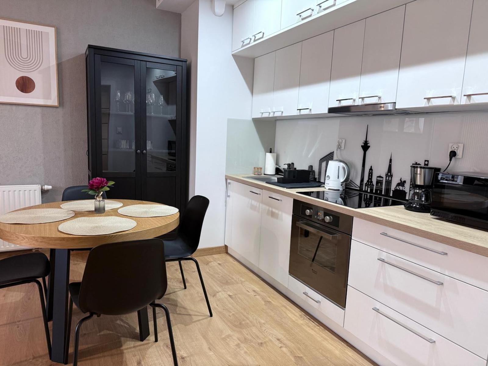 Апартаменти Pb Easystay